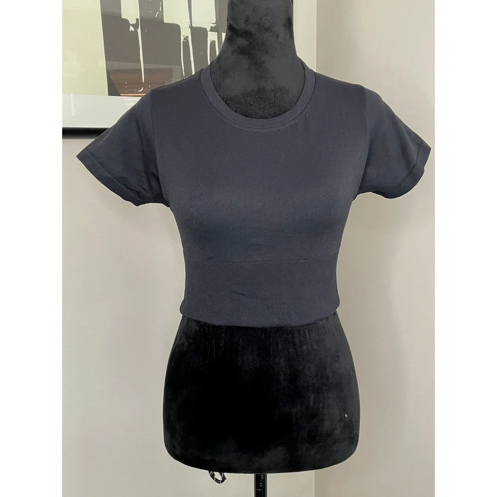 Offline By Aerie Sidewalk Seamless Cropped Athletic Stretch Tee Black Small - Picture 2 of 7